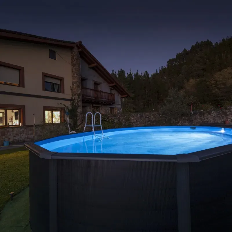 Luz Led 4 Cores Magnética para Piscinas Intex 28698