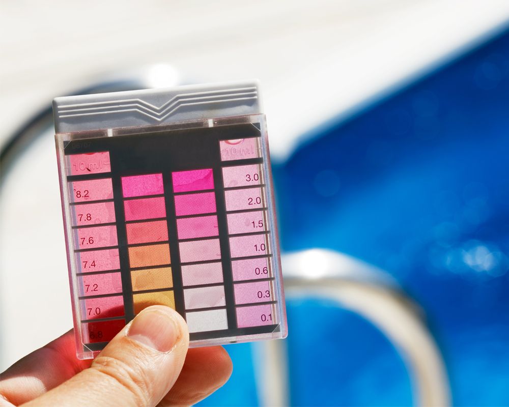 Conselhos para cuidar de piscinas de madeira